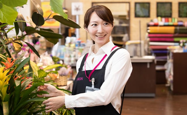 お花＆ガーデニング用品売場