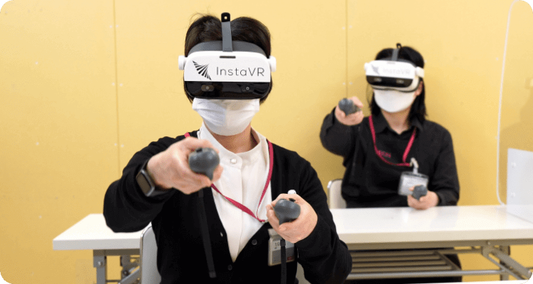 国内小売業初!VR教育の導入
