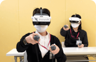 国内小売業初!VR教育の導入