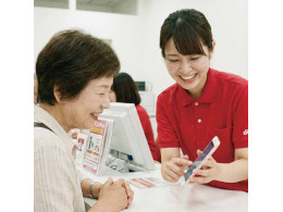 2F ドコモショップサテライト イオンスタイル松山店