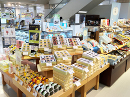1F 大阪屋