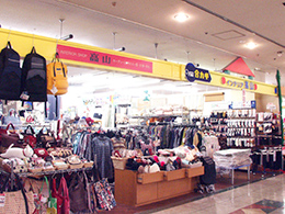 1F インテリアショップ 高山